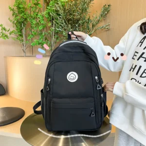 简约印花双肩包