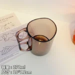 带牙孔漱口杯