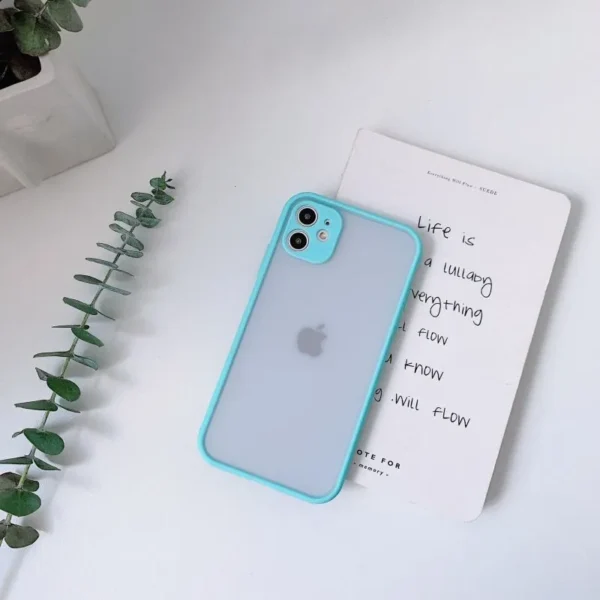 iphone磨砂精孔手机壳