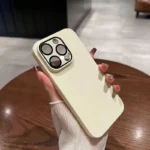 iPhone带镜头膜手机壳