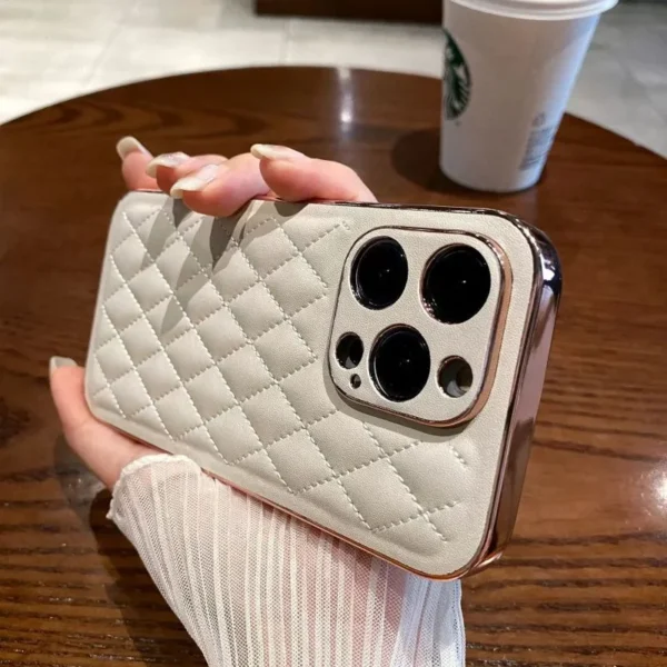 iPhone电镀菱格小香风手机壳