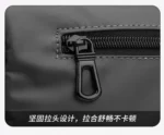 简约男士单肩包