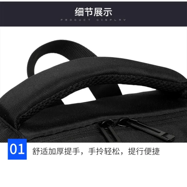 轻便双肩包