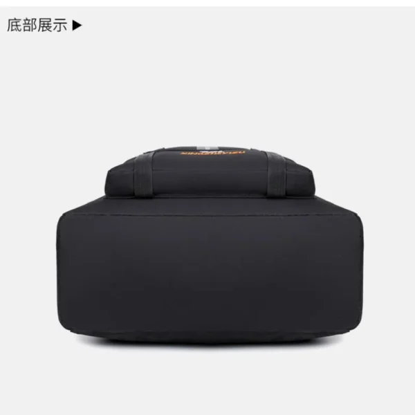 户外简约休闲登山包