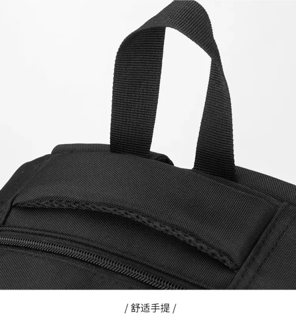 户外旅游双肩背包